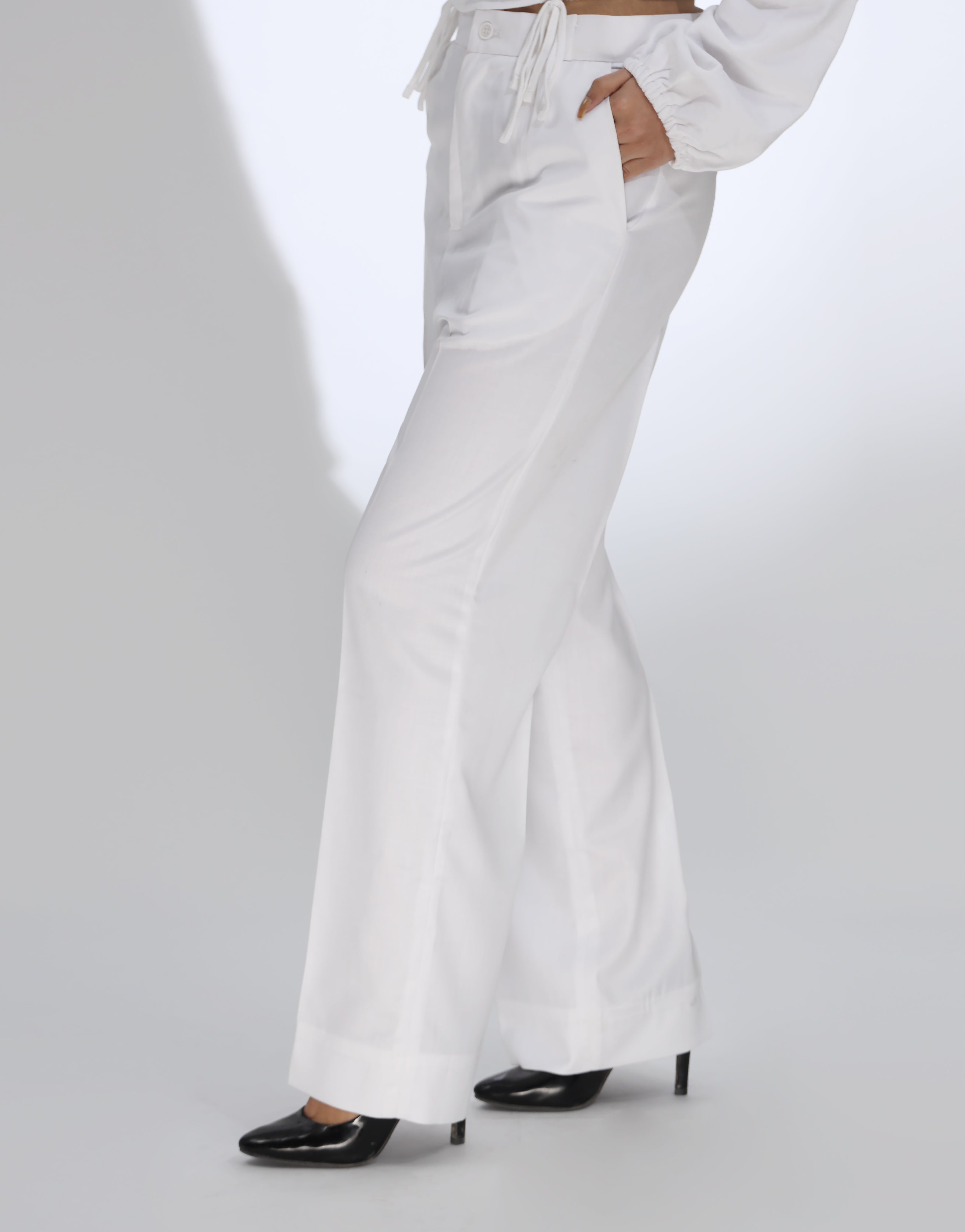 Single Pleated Wide Leg Pants White