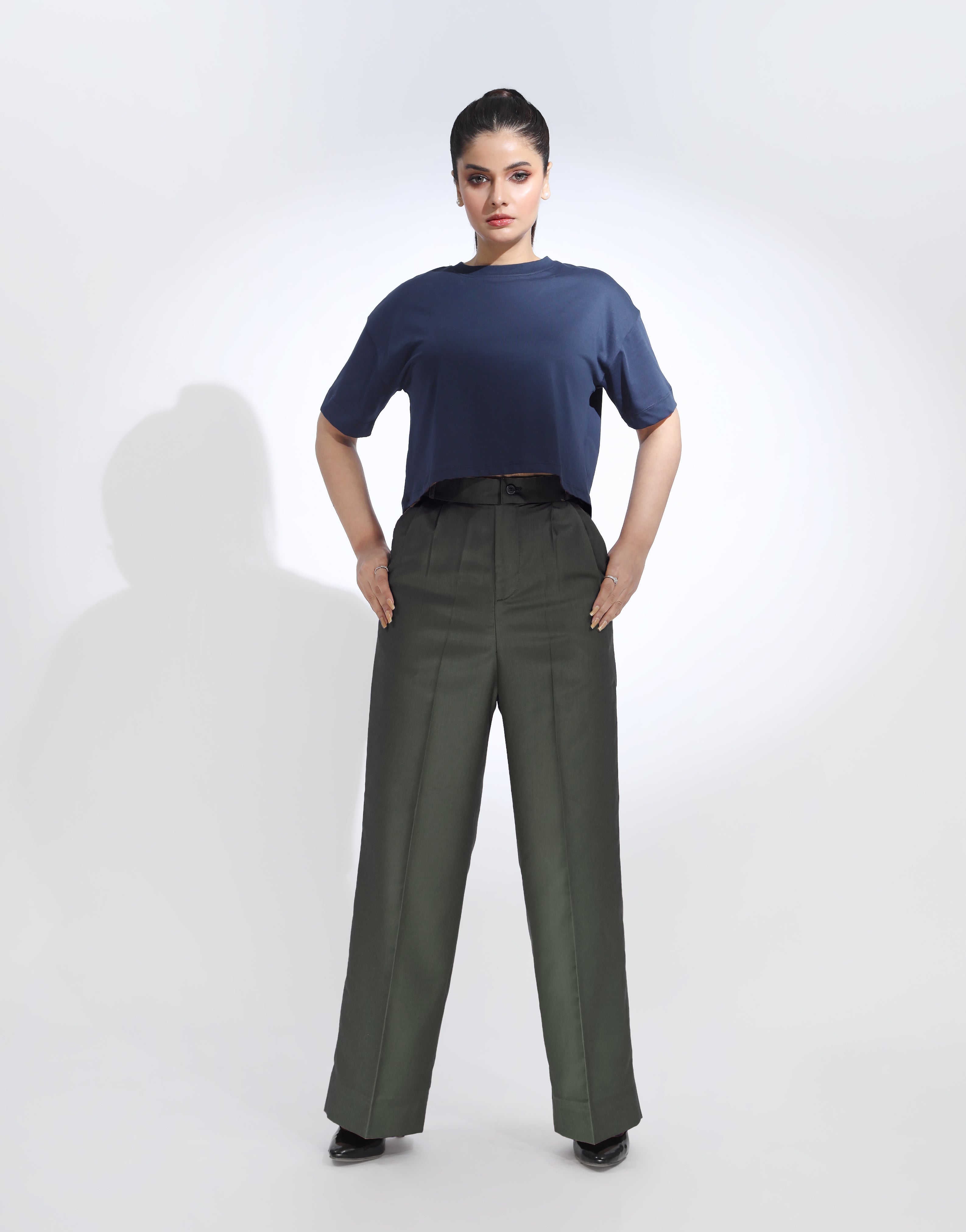 Double Pleated Wide Leg Pant Olive