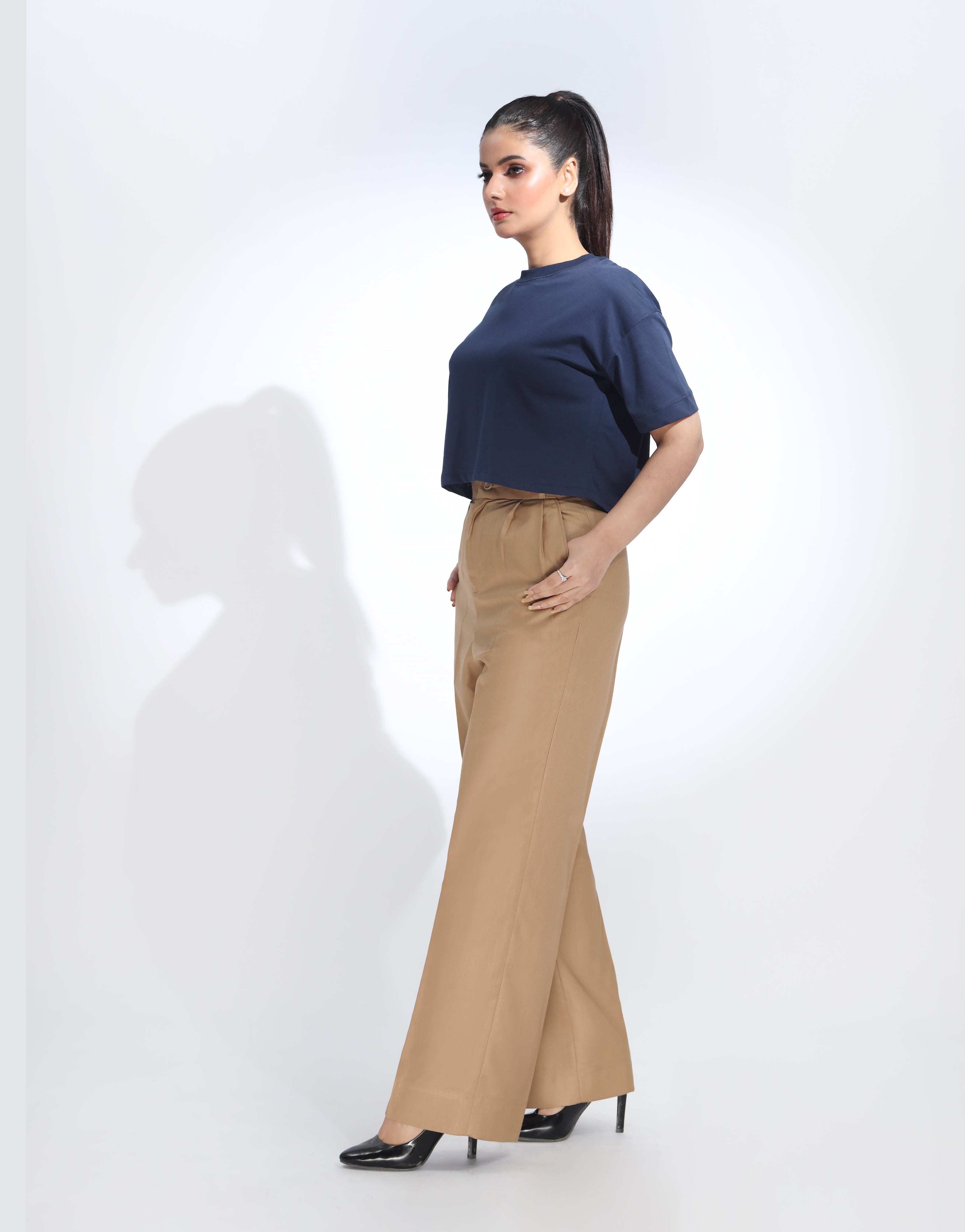 Double Pleated Wide Leg Pant Beige