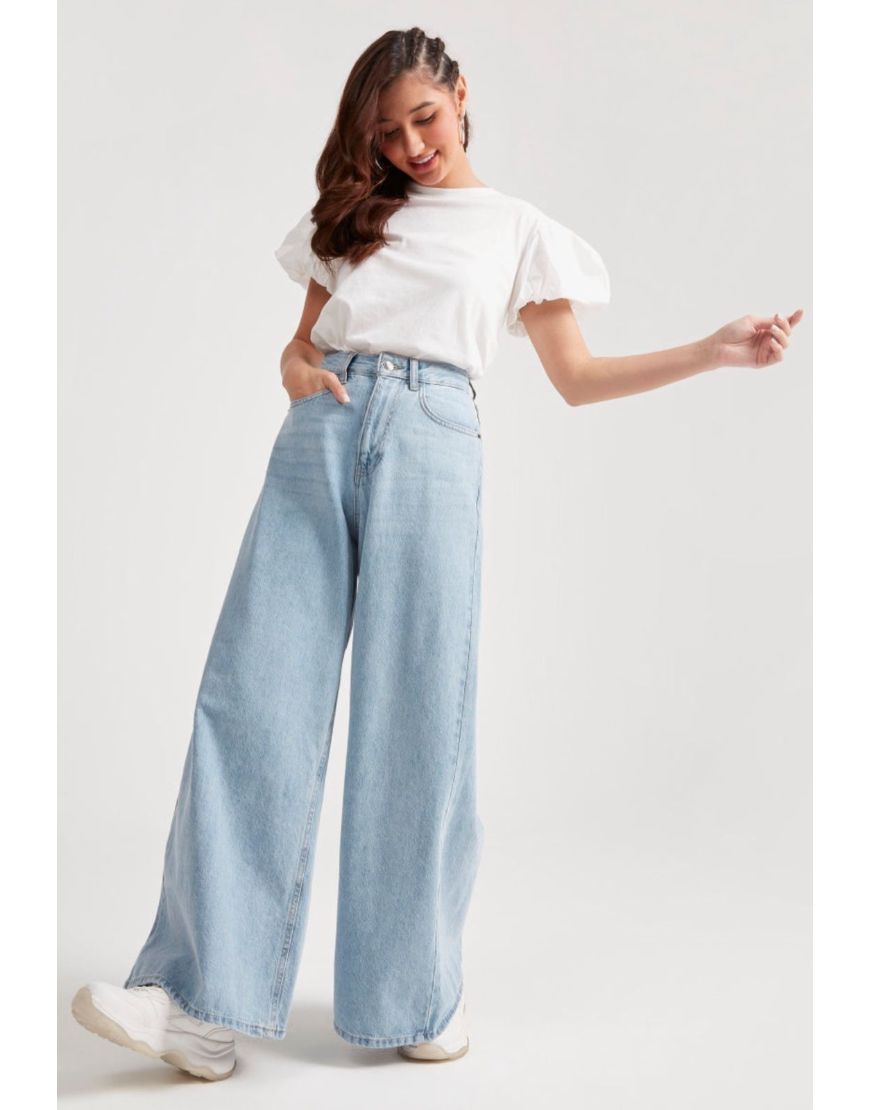 High Rise Wide Leg Jeans Light Wash