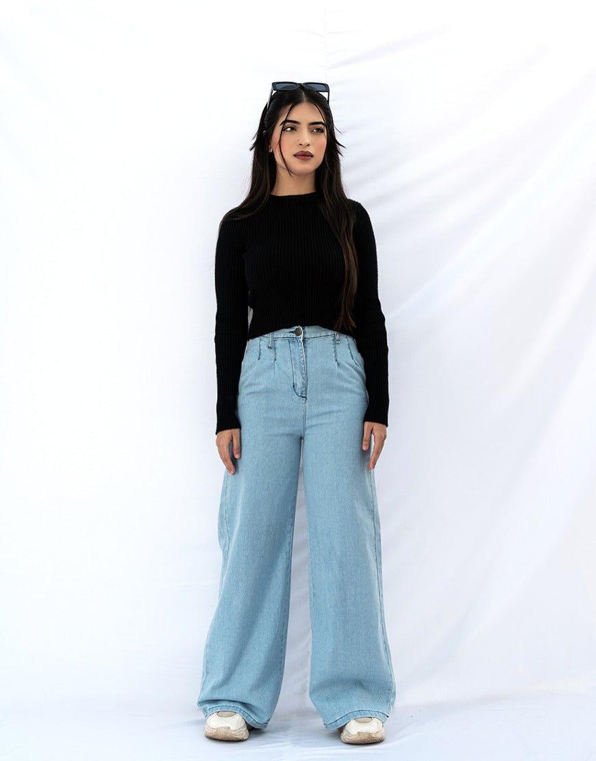 Wide Leg Pleated Jeans Light Wash